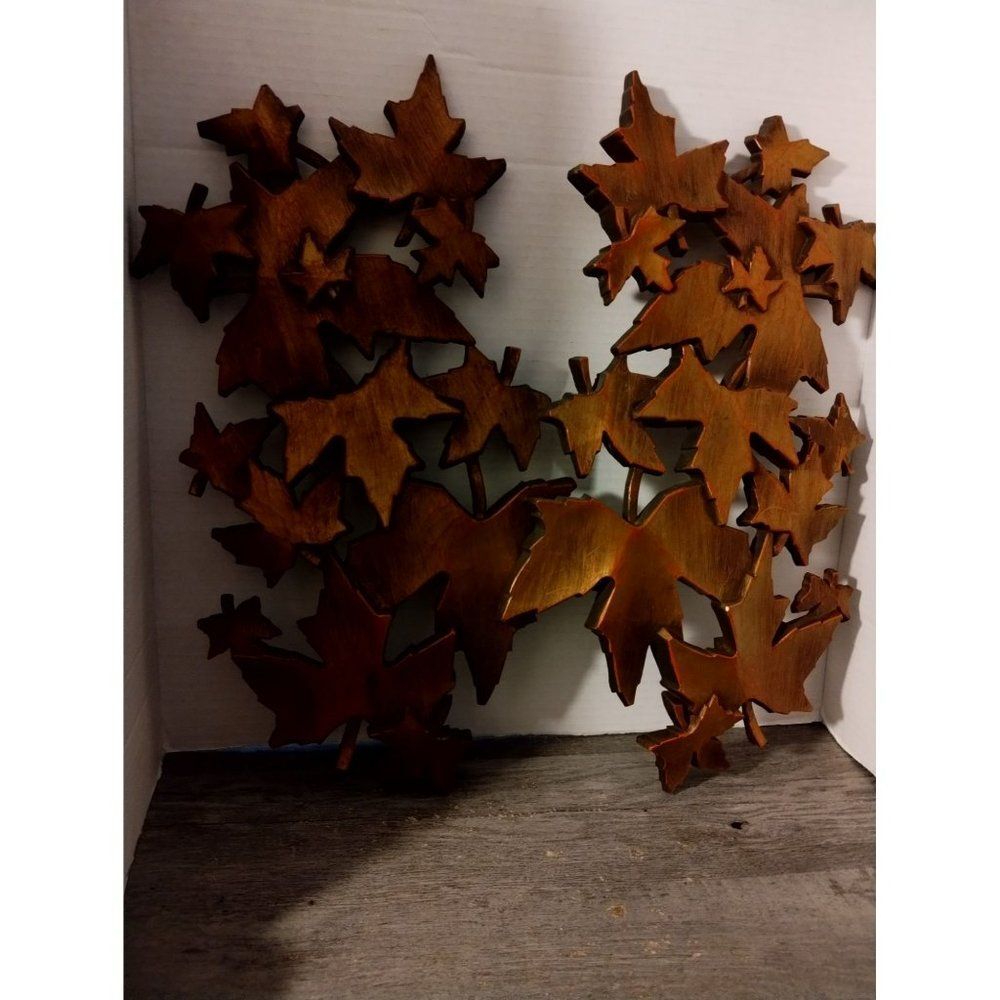 1977 Dart Ind. #7503 Maple Leaves Wall Decor 17 1/2" x 10"